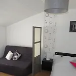 Semesterbostad Maison Paisible , A 6 Minutes Des Plages, Velos. Le Château-dʼOléron