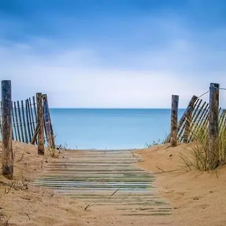 Maison Paisible , A 6 Minutes Des Plages, Velos. * Le Château-dʼOléron